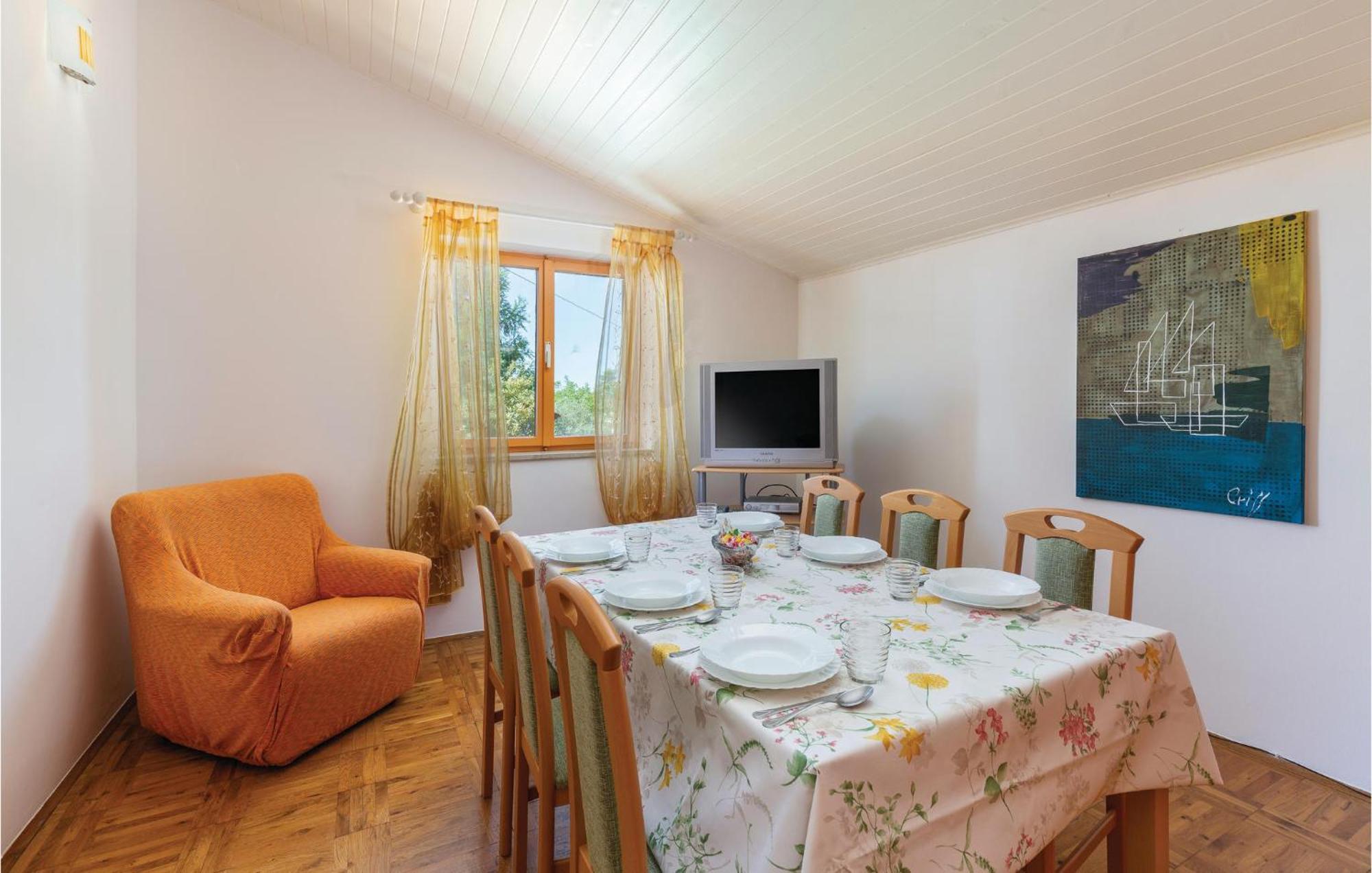 Cozy Apartment In Tar With House Sea View Tar-Vabriga Luaran gambar