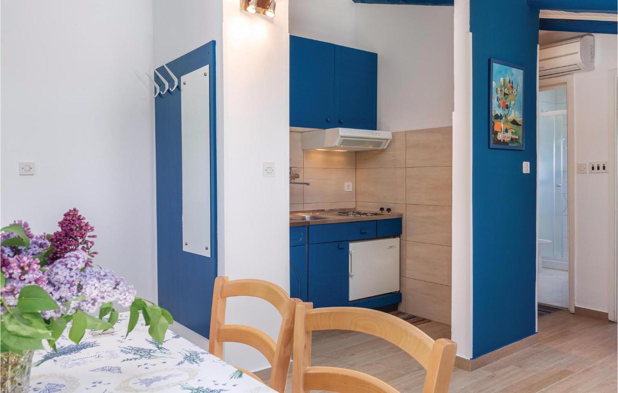 Cozy Apartment In Tar With House Sea View Tar-Vabriga Luaran gambar